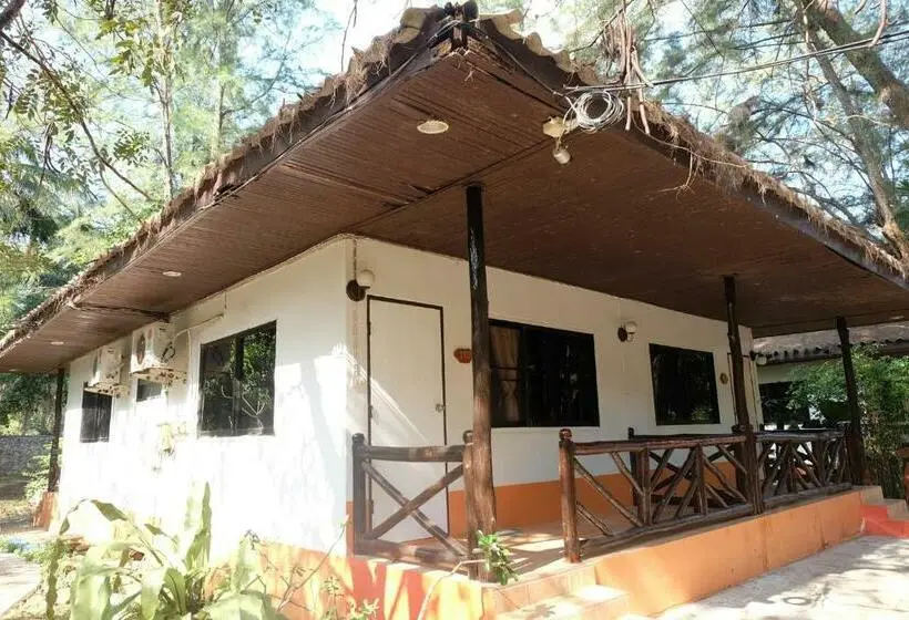 デラックスバンガロー, Pakmeng Resort