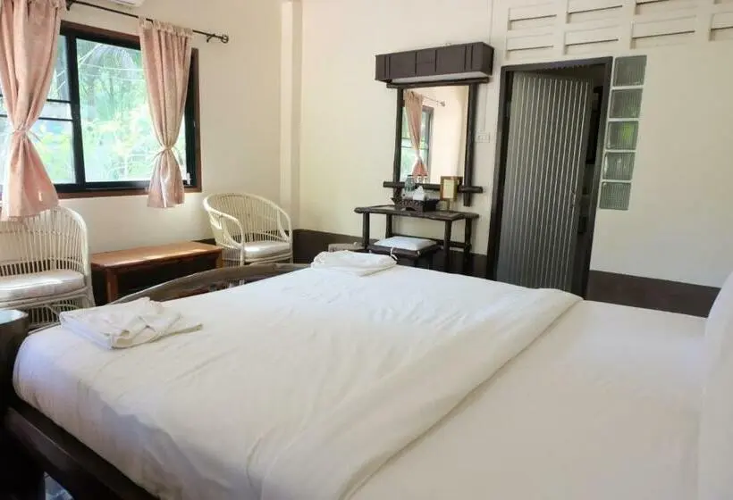 デラックスバンガロー, Pakmeng Resort