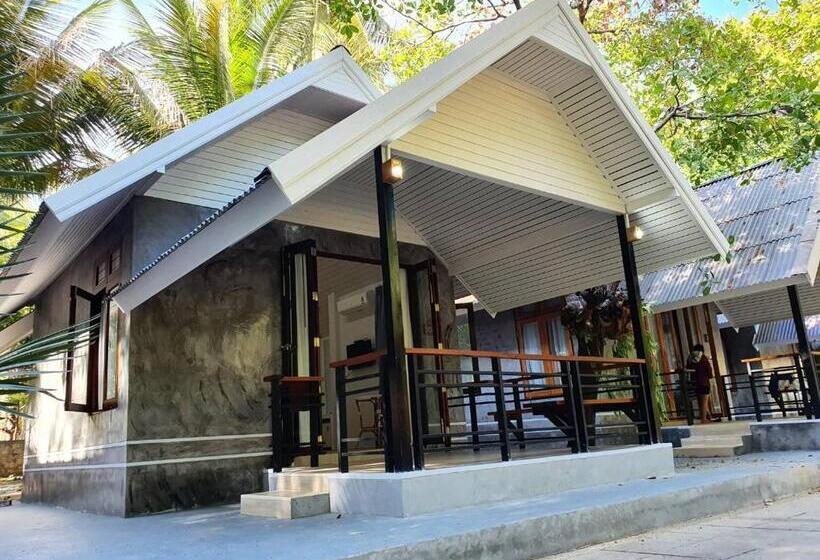 בקתה סופריור, Pakmeng Resort