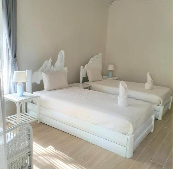 בקתה סופריור, Pakmeng Resort