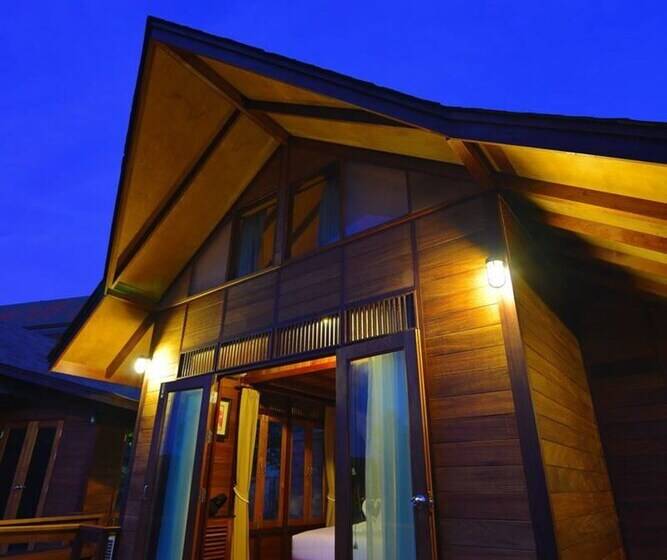 Вилла 2 Спальни, Rice Farm Villa Suratthani