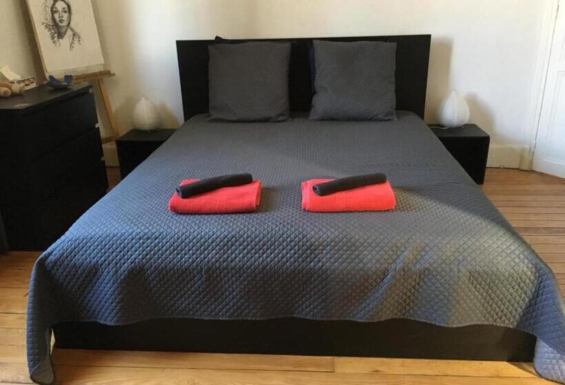 Семейный Номер Вид на Сад, Chez Dan Et Véro   Chambre D Hôte
