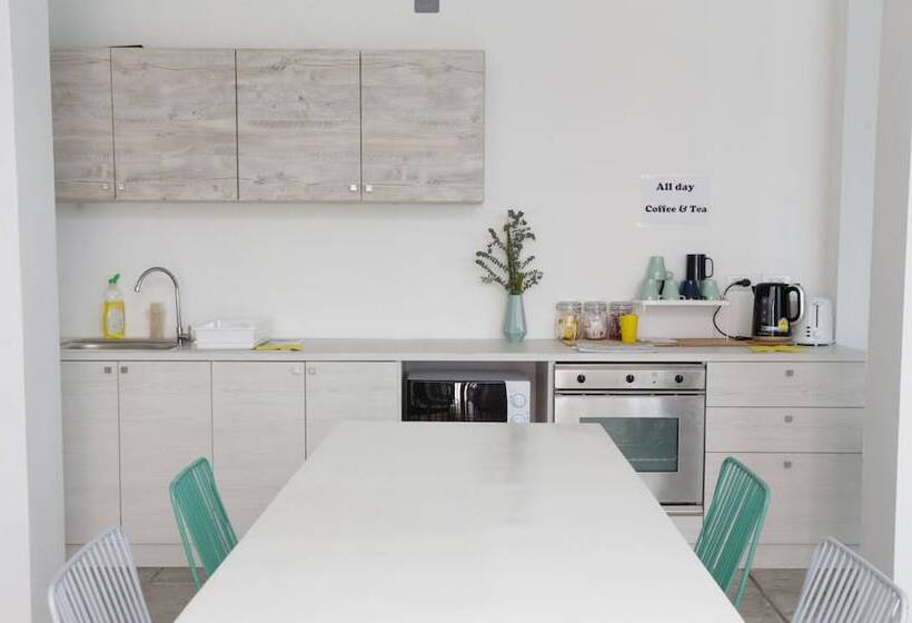 공동 객실, Borbaboom Phuket Poshtel & Hostel