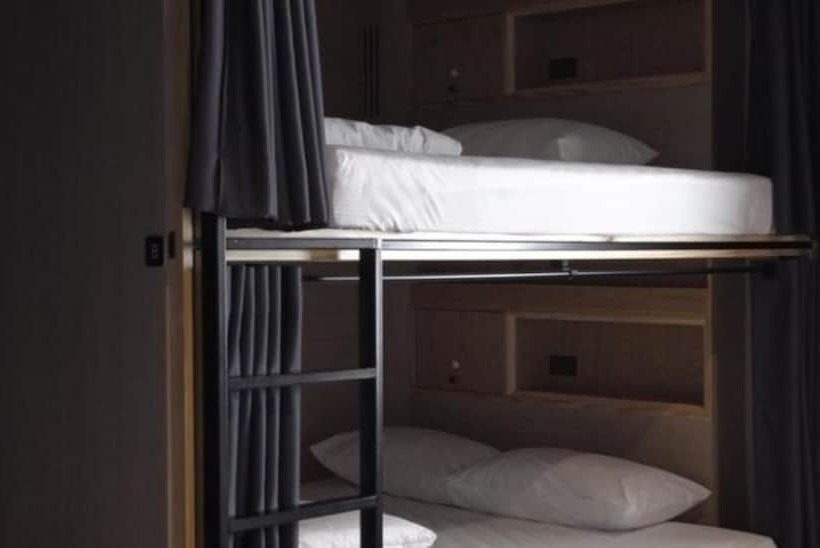 공동 객실, Borbaboom Phuket Poshtel & Hostel