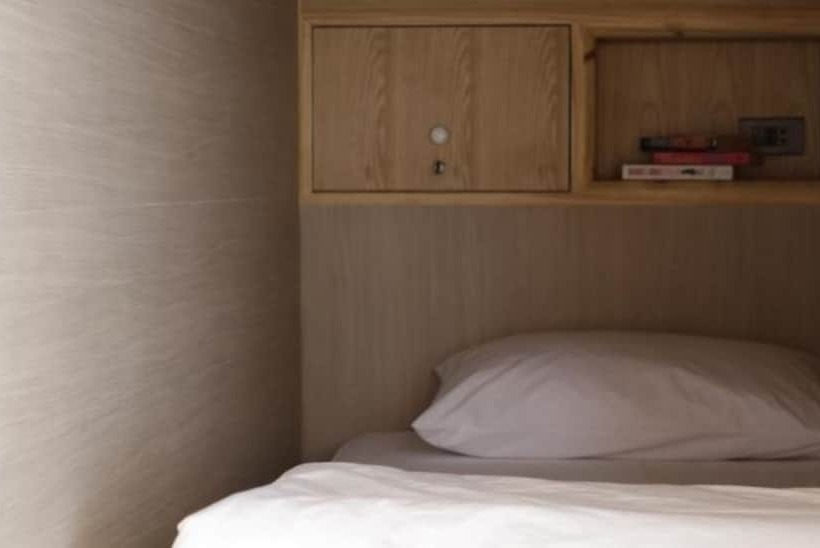 공동 객실, Borbaboom Phuket Poshtel & Hostel
