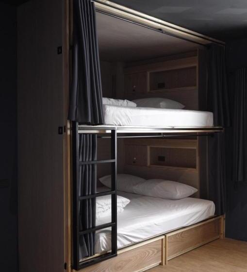 Capsule, Borbaboom Phuket Poshtel & Hostel