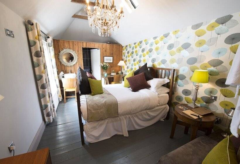 סוויטה, The Five Bells Inn