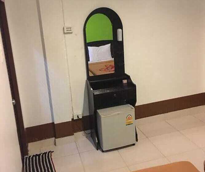 Номер Стандарт Трехместный, Lucky Guest House