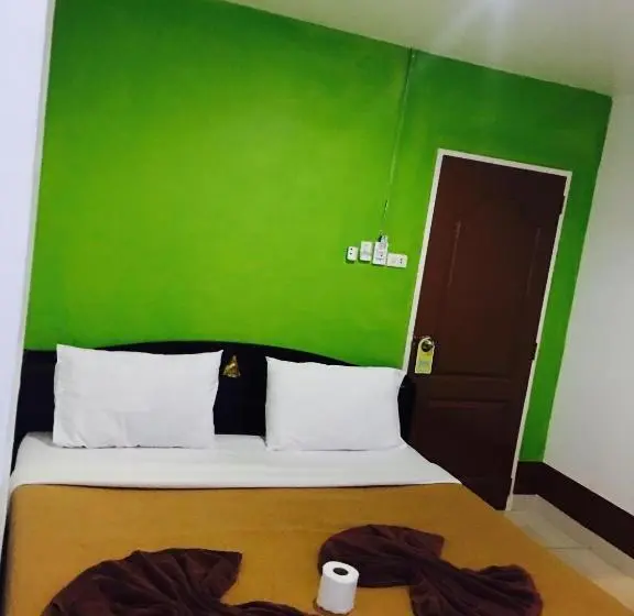Quarto deluxe, Lucky Guest House