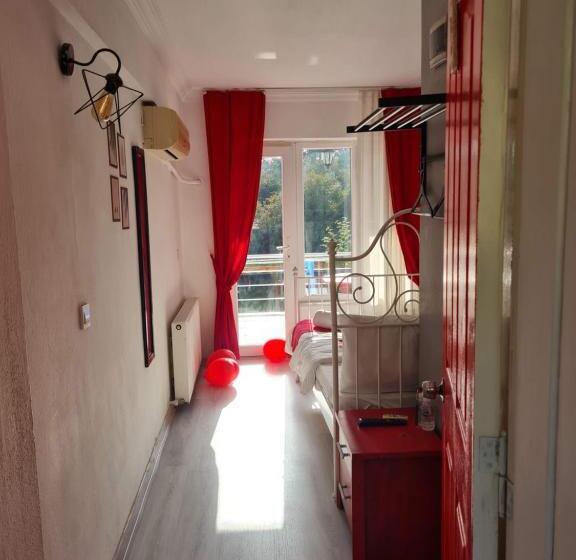 이코노미 룸, Agva Temmuz Otel