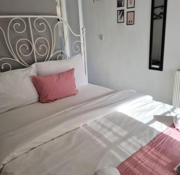 经济房, Agva Temmuz Otel