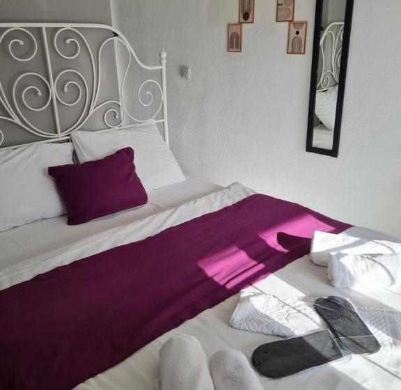 经济房, Agva Temmuz Otel