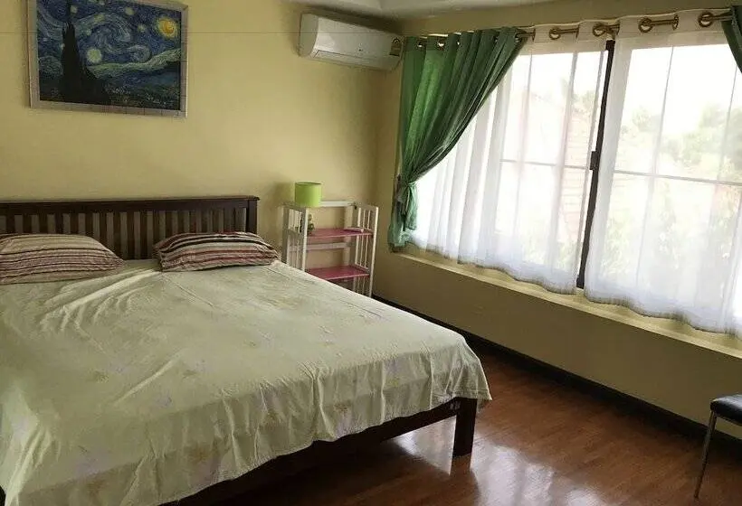 1ベッドルームベーシックアパートメント, Baan Somprasong Apartment Na Jomtien