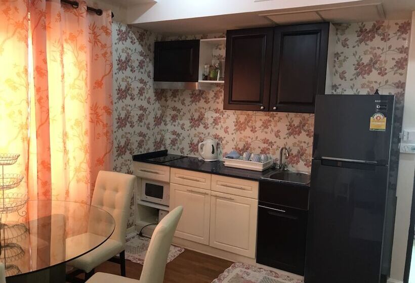 Апартаменты Basic 1 Спальня, Baan Somprasong Apartment   Na Jomtien