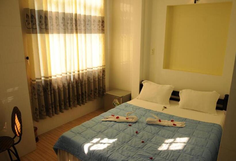 اتاق لوکس, Bien Khoi Mini