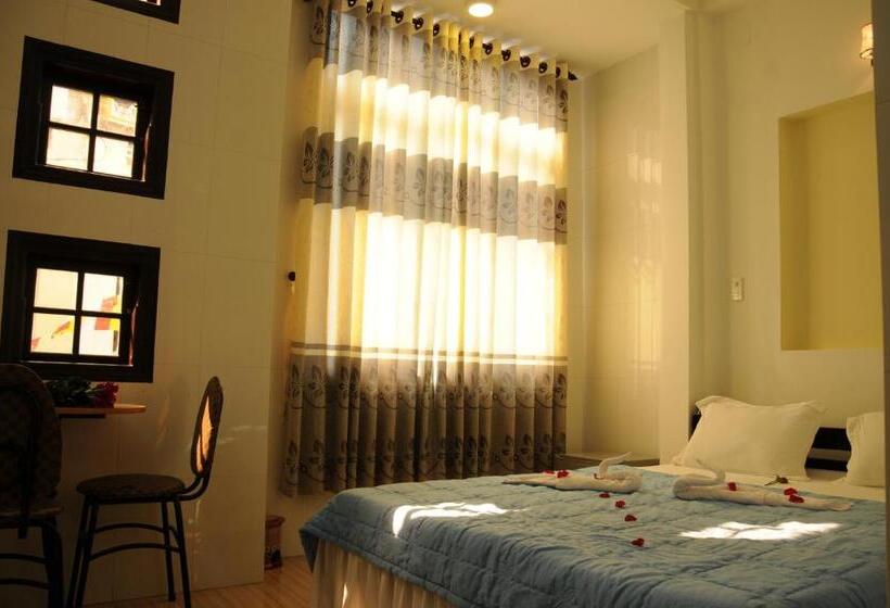 اتاق لوکس, Bien Khoi Mini