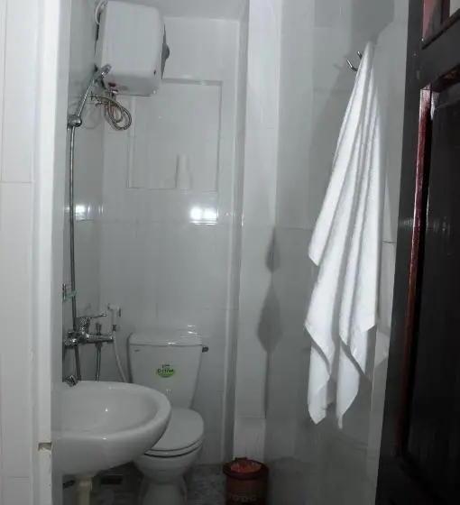 اتاق استاندارد چهار تخته, Bien Khoi Mini