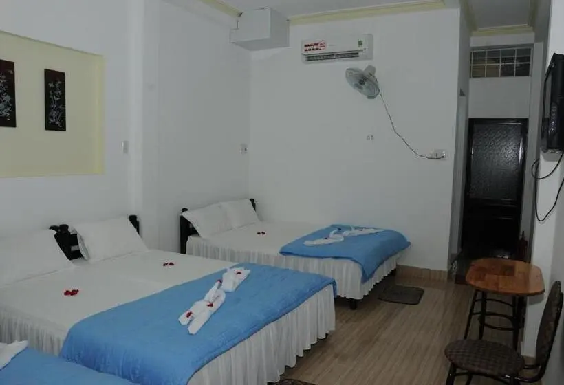 Economy Triple Room, Bien Khoi Mini