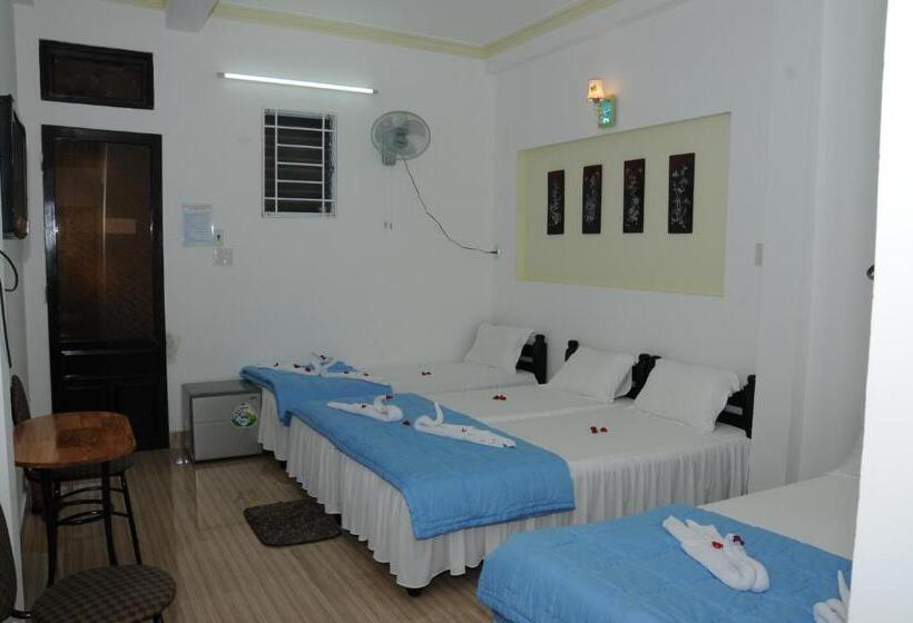 Economy Triple Room, Bien Khoi Mini