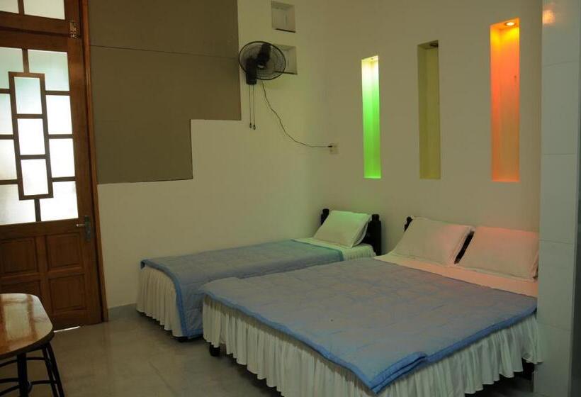 Economy Triple Room, Bien Khoi Mini