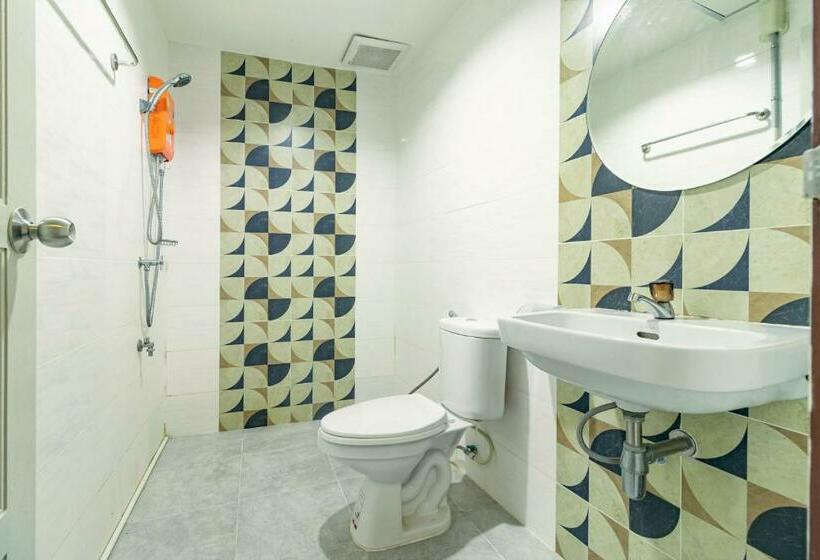 标准间, Oun Residence