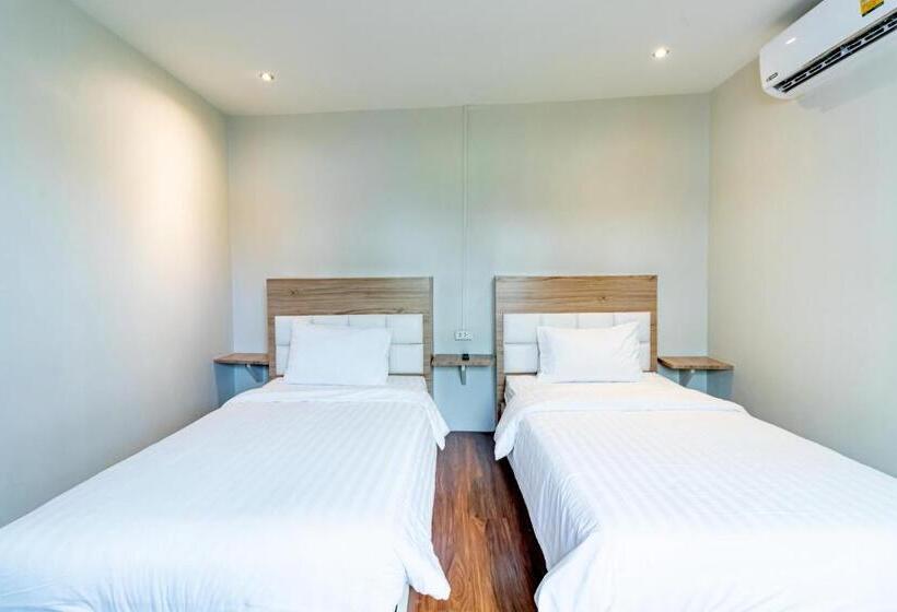 标准间, Oun Residence