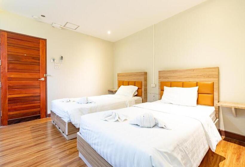 标准间, Oun Residence