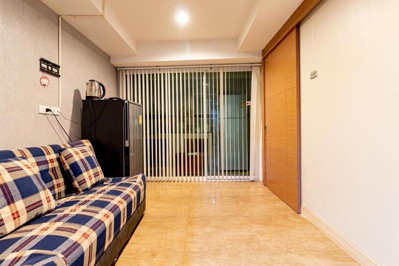 高级大房间, Oun Residence