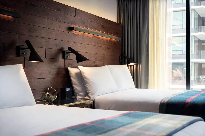 سوییت اجرایی, Phu Cuong Beach