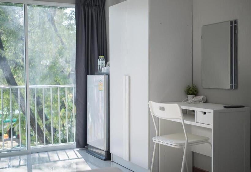 اتاق استاندارد با بالکن, S44room