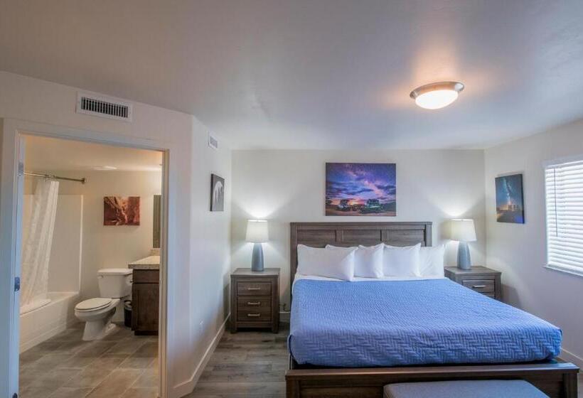 آپارتمان 1 خوابه همکف, Moab Redcliff Condos