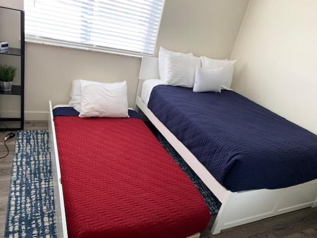 آپارتمان 1 خوابه با بالکن, Moab Redcliff Condos