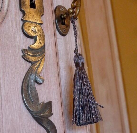 디럭스 스위트, La Grange D'oustaud