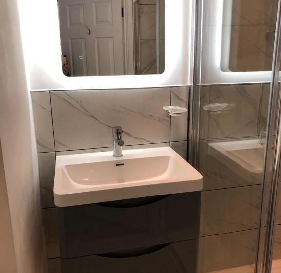 Chambre Supérieure Lit King Size, Lazy Waves Boutique B&b