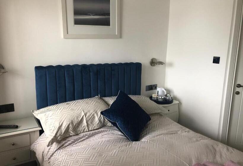 Chambre Standard Vue Mer avec Balcon, Lazy Waves Boutique B&b