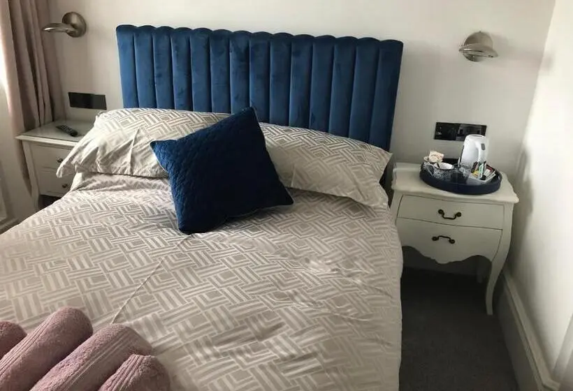 オーシャンビュースタンダードルームバルコニー付き, Lazy Waves Boutique B&b