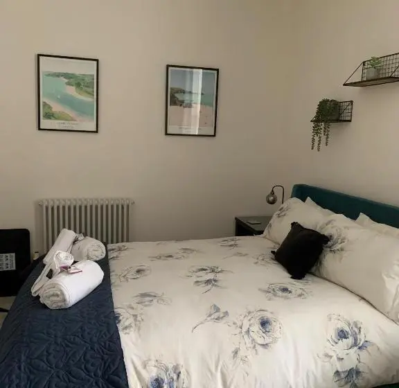 キングサイズベッドのデラックスルーム, Lazy Waves Boutique B&b