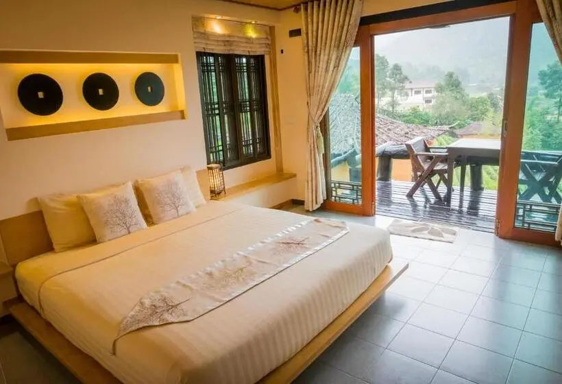 اتاق لوکس, Lee Wine Ruk Thai Resort