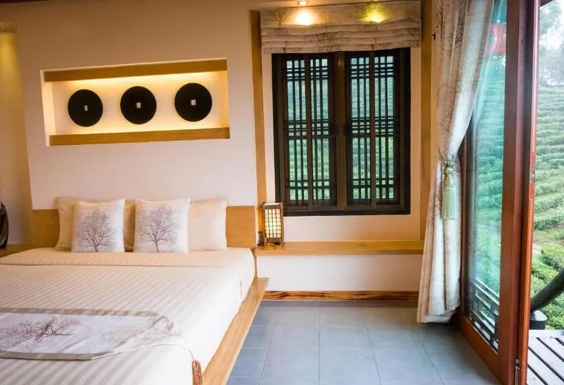 اتاق لوکس, Lee Wine Ruk Thai Resort