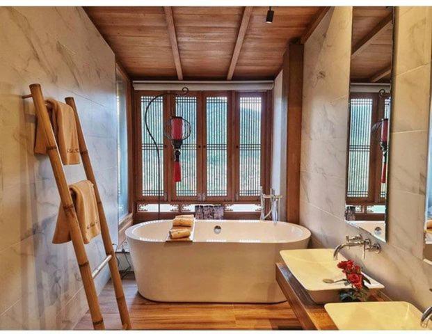 جناح مطل على البحيرة, Lee Wine Ruk Thai Resort