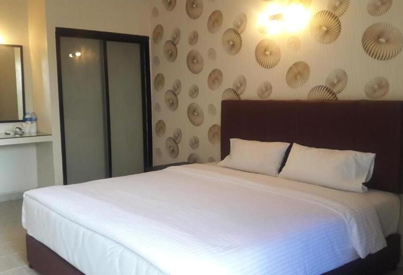 Quarto Deluxe com Sacada, Mana Residence