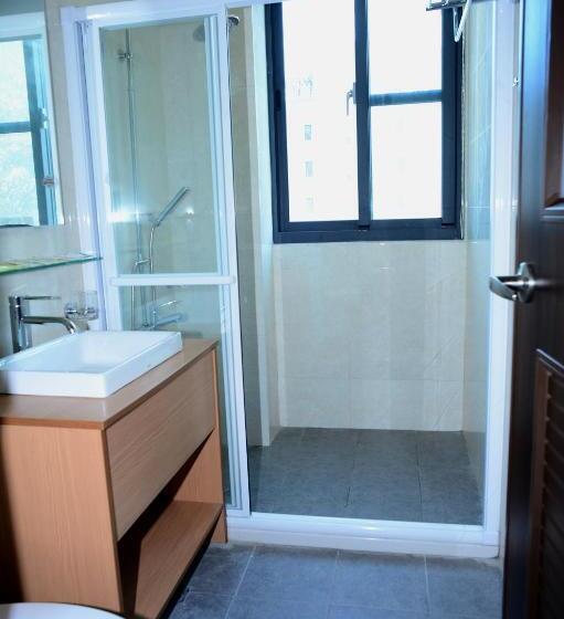 家庭间, Yi Da Lakeside