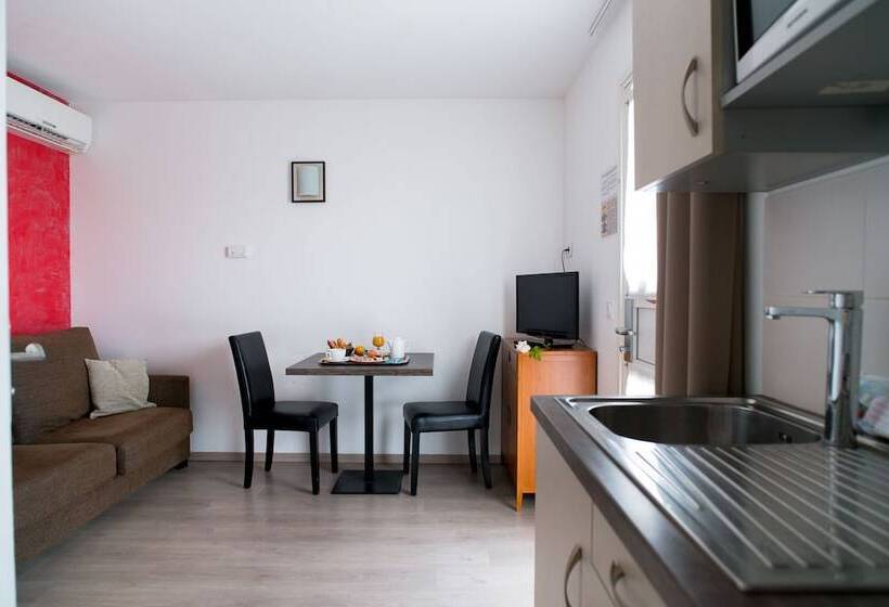 带1个卧室的公寓, Allotel