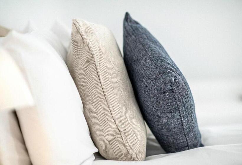 חדר סטנדרט, Dukes Inn