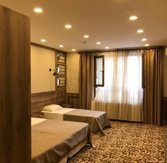 スタンダードルーム, Keles