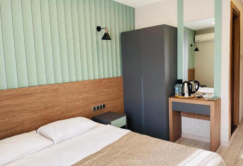 スタンダードルーム, Keles