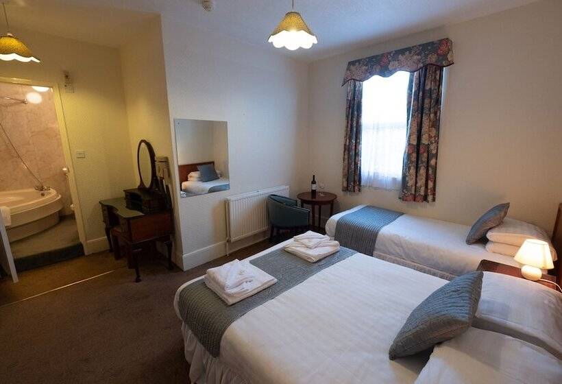 패밀리 룸, Royal Lion