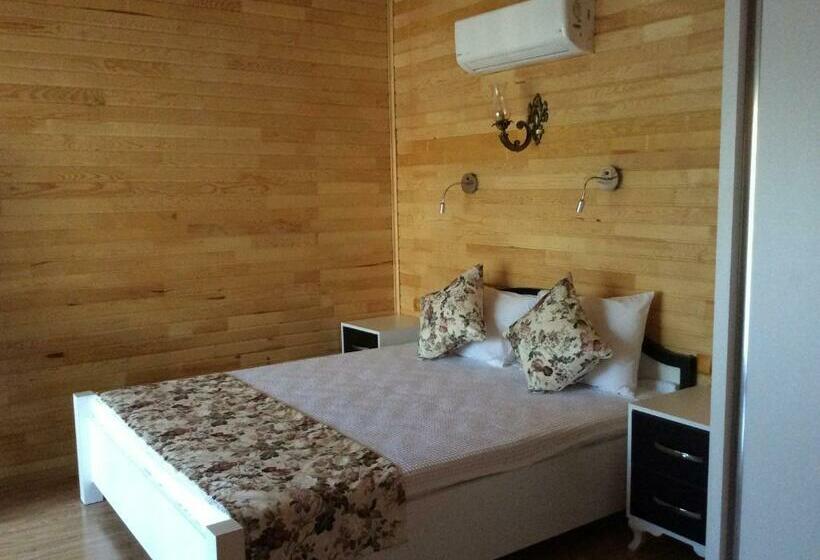 デラックススイート, Palm Konak