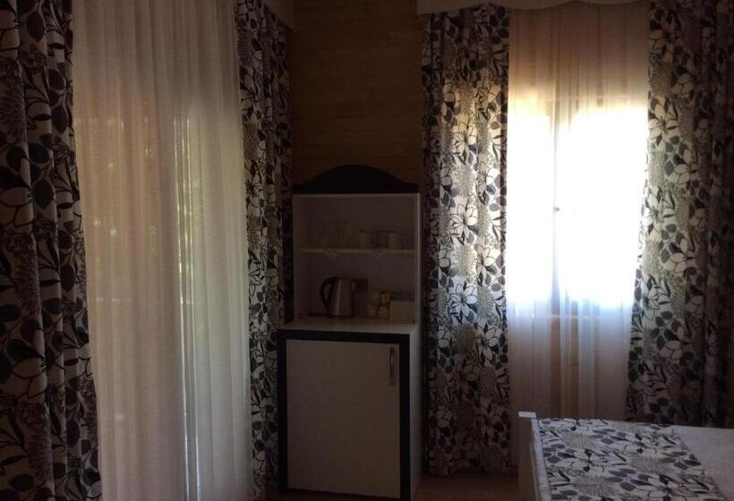 デラックススイート, Palm Konak