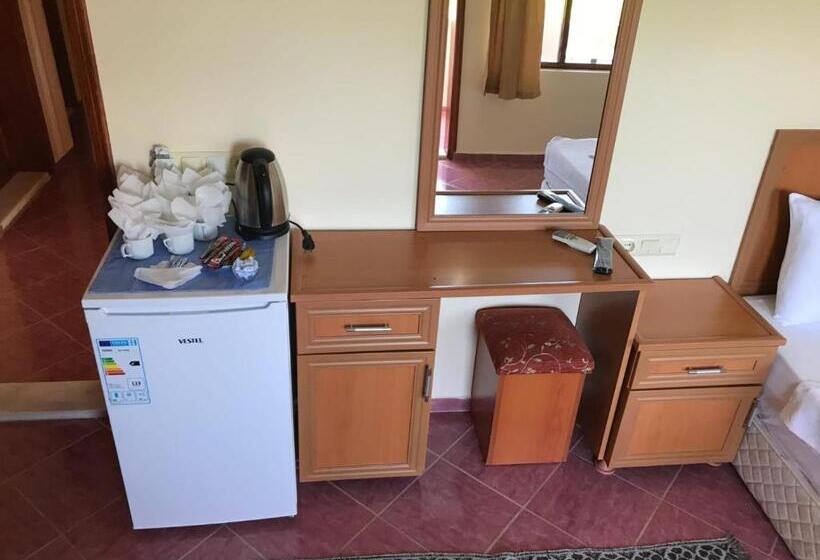 Номер Стандарт с Балконом, Palm Konak